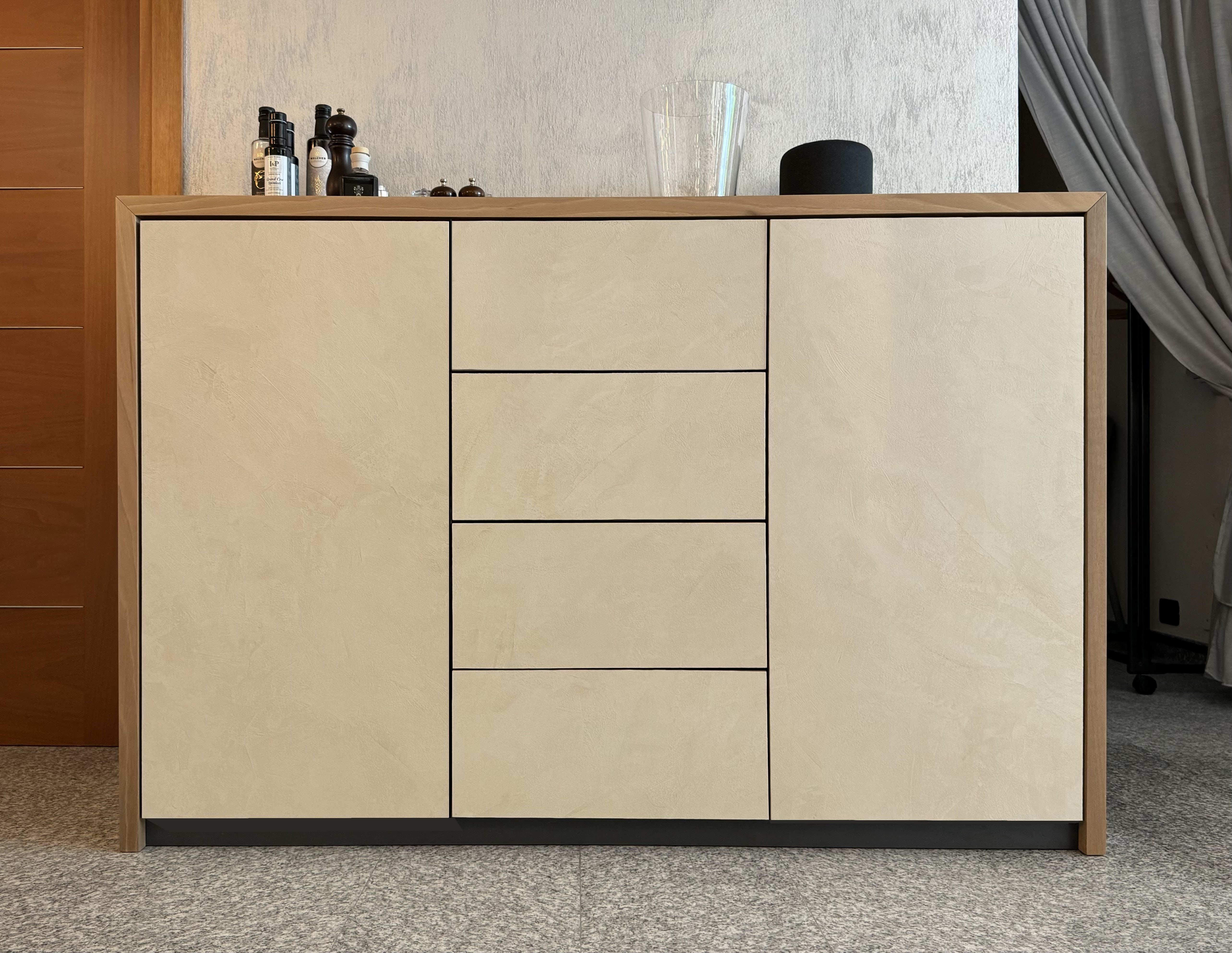 Bespoke storage unit