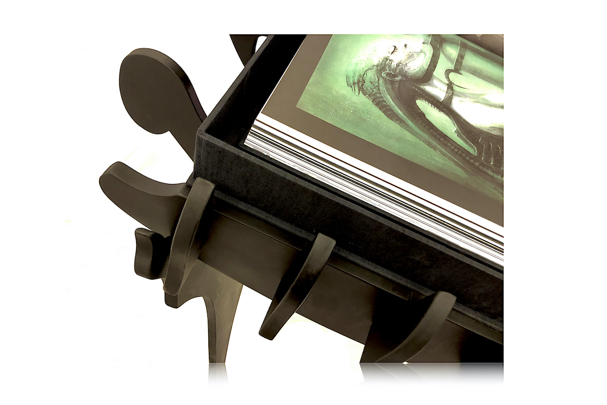 H. R. Giger Book Stand Tribute — immagine 6